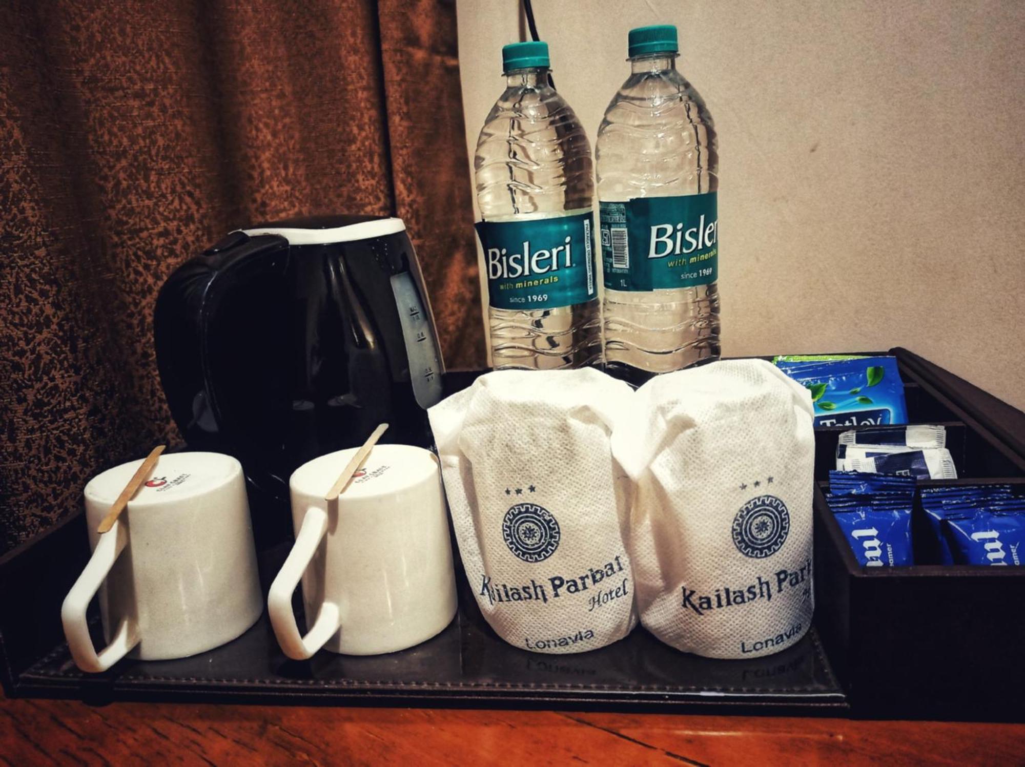 Kailash Parbat Hotel Lonavala Esterno foto